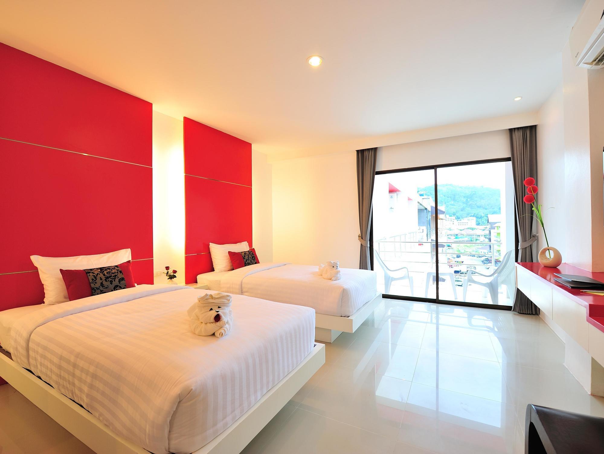 Alfresco Phuket Hotel Patong Exterior photo