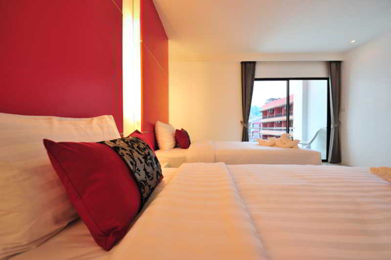 Alfresco Phuket Hotel Patong Exterior photo