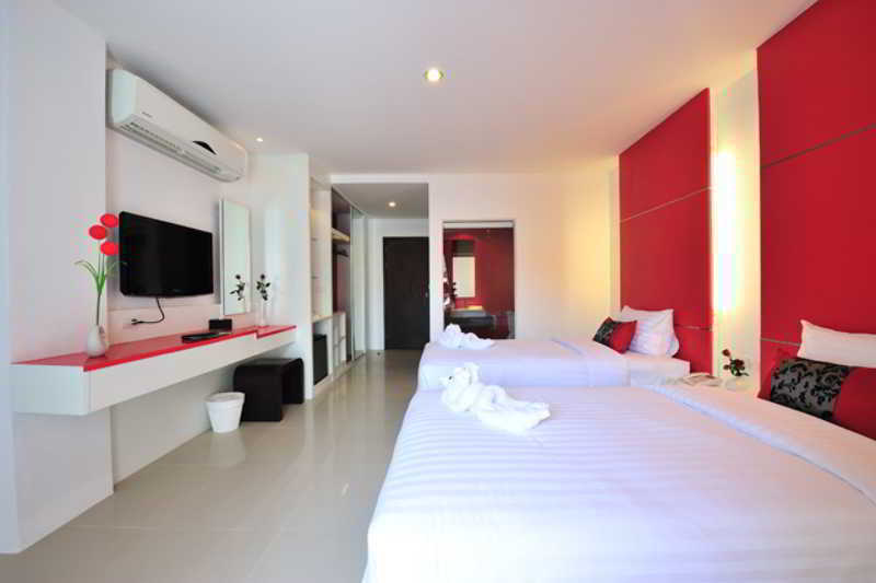 Alfresco Phuket Hotel Patong Exterior photo
