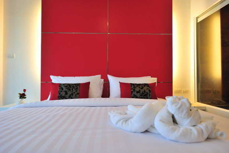 Alfresco Phuket Hotel Patong Exterior photo
